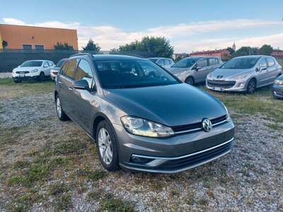 Volkswagen Golf Variant 1.6 TDI 115 CV DSG Busines usata Morengo