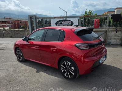 Peugeot 208 Hybrid 100 e-DCS6 Allure usata Pompei