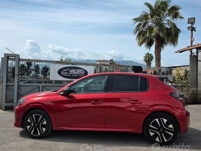 Peugeot 208 Hybrid 100 e-DCS6 Allure usata Pompei