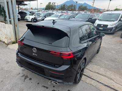 Volkswagen Golf GTI 2.0 TSI DSG usata Pompei