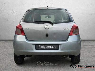 Toyota Yaris 5p 1.3 Sol m-mt usata Civate