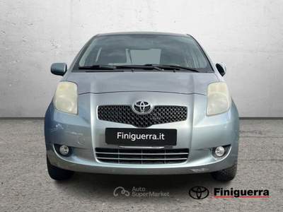 Toyota Yaris 5p 1.3 Sol m-mt usata Civate