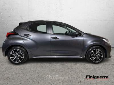 Toyota Yaris Hybrid Trend MY22 usata Civate