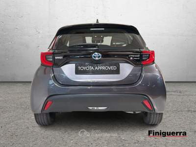 Toyota Yaris Hybrid Trend MY22 usata Civate