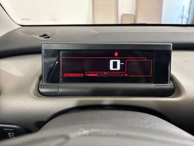 Citroen C4 Cactus 1.6 bluehdi Shine s&s 100cv Giallo usata Torino