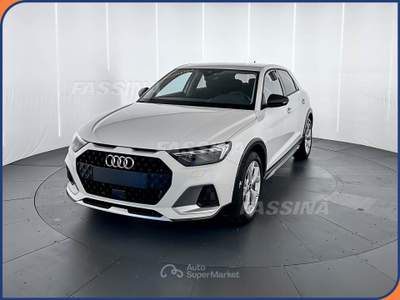 Audi A1 A1 allstreet 30 1.0 tfsi 110cv s tronic Bianco usata Milano
