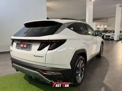 Hyundai Tucson 1.6 CRDi MHEV 2wd 136cv Xline Bianco usata Occhiobello