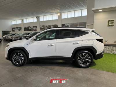 Hyundai Tucson 1.6 CRDi MHEV 2wd 136cv Xline Bianco usata Occhiobello