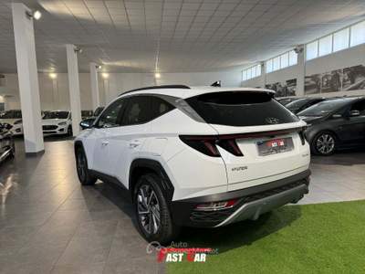 Hyundai Tucson 1.6 CRDi MHEV 2wd 136cv Xline Bianco usata Cesena