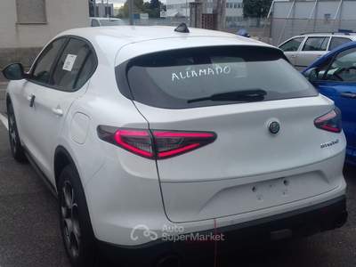 Alfa Romeo Stelvio Sprint N1 autocarro 5 posti 2.2TurboDiesel 160cv RWD Bianco usata Cherasco