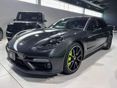 Porsche Panamera Sport Turismo 4.0 Turbo S e-hybrid auto Grigio usata Luzzara