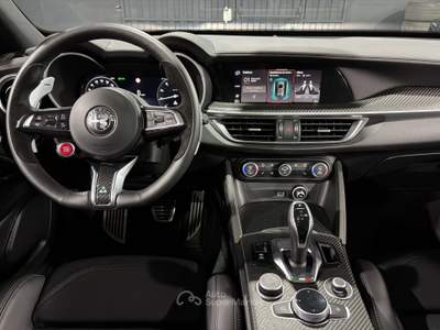 Alfa Romeo Stelvio 2.9 V6 Quadrifoglio Q4 520cv auto Verde usata Luzzara