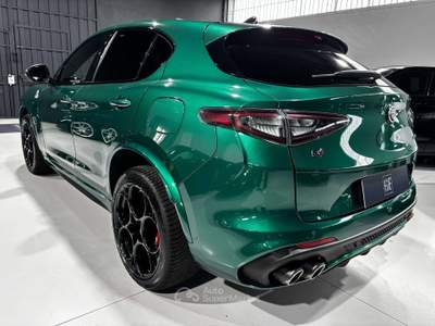 Alfa Romeo Stelvio 2.9 V6 Quadrifoglio Q4 520cv auto Verde usata Luzzara