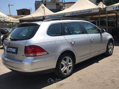 Volkswagen Golf Golf Var. 1.9 TDI DPF DSG Comfortline Grigio usata Nocera Inferiore