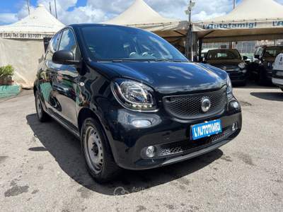 Smart ForFour 70 1.0 Prime Nero usata Nocera Inferiore