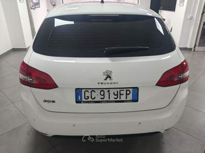 Peugeot 308 Active Business BlueHDi 130 S&S Bianco usata Striano