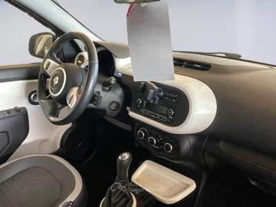 Renault Twingo Twingo 1.0 sce Zen (live) 69cv E6 Bianco usata MONOPOLI