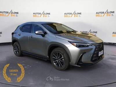 Lexus NX NX 450h+ 2.5 phev Premium 4wd 309cv e-cvt Grigio usata Feltre Lexus NX NX 450h+ 2.5 phev Premium 4wd 309cv e-cvt Grigio usata Feltre