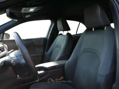 Lexus UX UX 250h 2.0 Business 2wd cvt my20 Nero usata Feltre