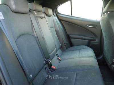 Lexus UX UX 250h 2.0 Business 2wd cvt my20 Nero usata Feltre