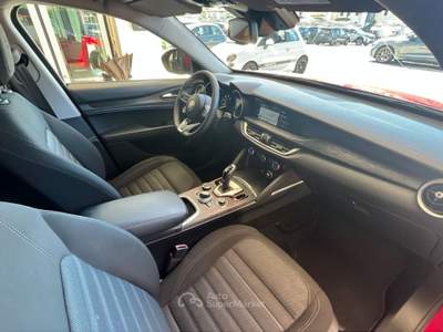 Alfa Romeo Stelvio Stelvio 2.2 TD 190 CV Super Business AT8 Q4 Rosso usata Pordenone