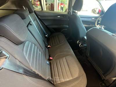Alfa Romeo Stelvio Stelvio 2.2 TD 190 CV Super Business AT8 Q4 Rosso usata Pordenone