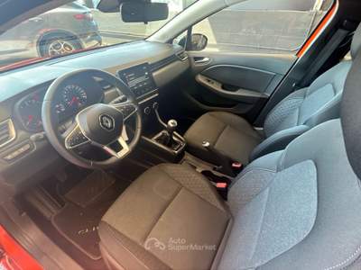 Renault Clio Clio 1.0 SCE 49KW EQUILIBRE Arancione usata Pordenone