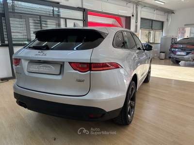 Jaguar F-Pace 2.0D 180cv PURE usata BARI