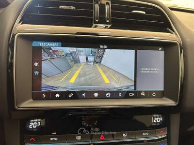 Jaguar F-Pace 2.0D 180cv PURE usata BARI