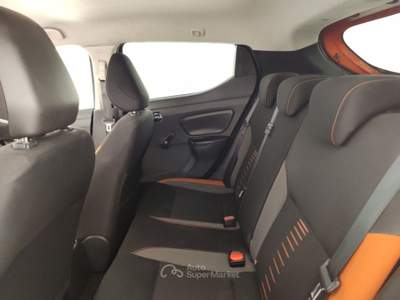 Nissan Micra dCi 90 Tekna Arancione usata Massa