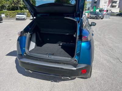 Peugeot 2008 2008 1.2 hybrid GT 145cv e-dcs6 Blu/Azzurro usata Rimini