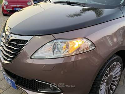 Lancia Ypsilon ELLE limited edition pelle xenon 12/2014 Lilla usata Mesagne