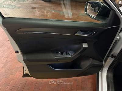 Volkswagen T-Roc T-Roc I  1.0 tsi Style 115cv Grigio usata Milano