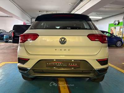 Volkswagen T-Roc T-Roc I  1.0 tsi Style 115cv Grigio usata Milano