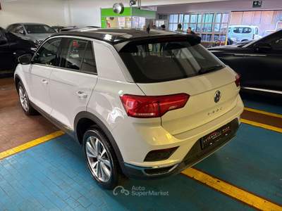 Volkswagen T-Roc T-Roc I  1.0 tsi Style 115cv Grigio usata Milano
