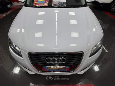 Audi A3 SPB 1.6 TDI 90cv Young - 2013 Bianco usata Giugliano in Campania