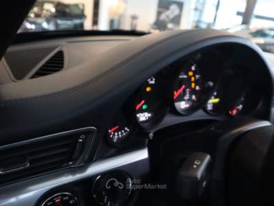 Porsche 911 991 S 3.8 Cabrio PDK 49000 KM Tagliandati Porsche Nero usata Varna
