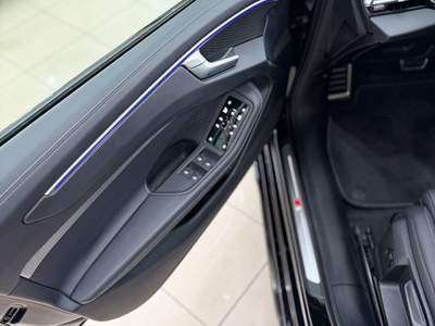 Audi A6 Avant "NUOVO MODELLO" S tronic Identity Black 204cv |Matrix+tetto panorama*display pass| Nero usata San Felice a Cancello