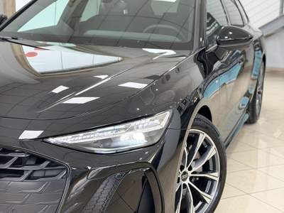 Audi A6 Avant "NUOVO MODELLO" S tronic Identity Black 204cv |Matrix+tetto panorama*display pass| Nero usata San Felice a Cancello
