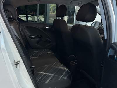 Opel Corsa 5 porte b-Color Bianco usata Prato