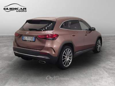Mercedes-Benz GLA 200 D Premium 8G-DCT Grigio usata Lucca