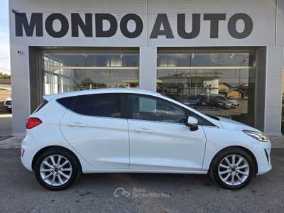 Ford Fiesta 5 porte Titanium NEOPATENTATI Bianco usata Rovigo