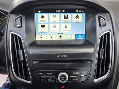 Ford Focus S&S SW Titanium  Autocarro 4 posti Bianco usata Rovigo