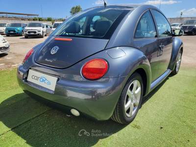 Volkswagen New Beetle VOLKSWAGEN NEW BEETLE 1.9 TDI 101 CV. Blu/Azzurro usata Bari