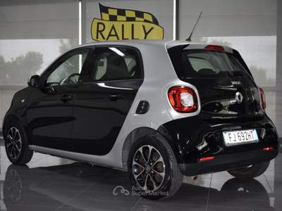 Smart ForFour Smart Forfour 1.0 Passion #4012 Nero usata CRISPIANO