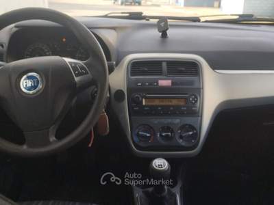 Fiat Grande Punto 75 CV 5 porte Fun Oro usata Modugno