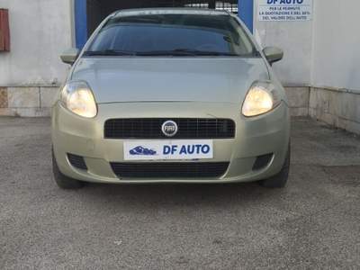 Fiat Grande Punto 75 CV 5 porte Fun Oro usata Modugno