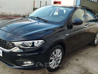 Fiat Tipo Mjt 4 porte Lounge Blu/Azzurro usata Modugno