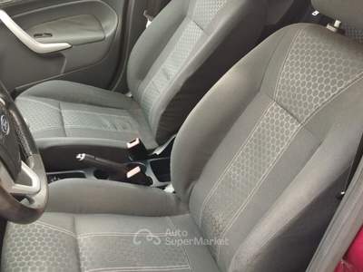 Ford Fiesta 5 porte Titanium Rosso usata Modugno