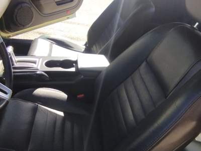 Ford Mustang '15-'24 - 2011 Oro usata Modugno